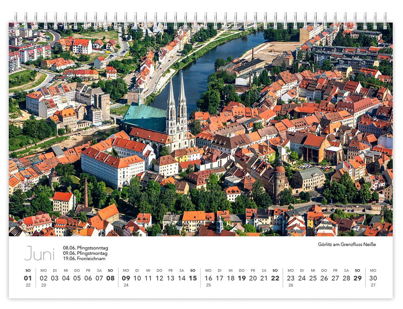 Bild: 9783910680821 | Kalender Sachsen von oben kompakt 2025 | 21 x 15 cm weißes Kalendarium