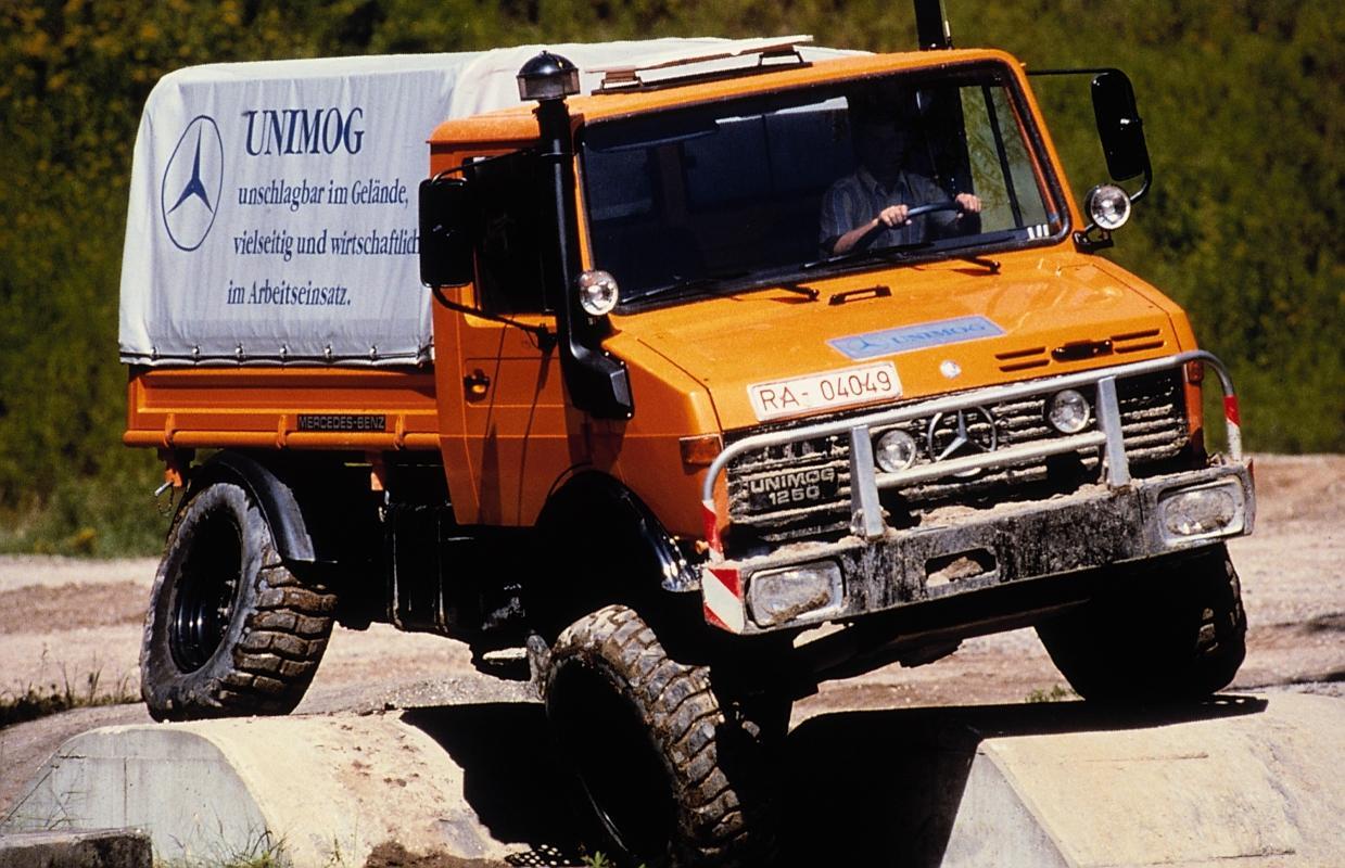 Bild: 9783613046511 | Unimog - Die Baureihen 425/435/424/427/437/405/437.4 | Kraus | Buch