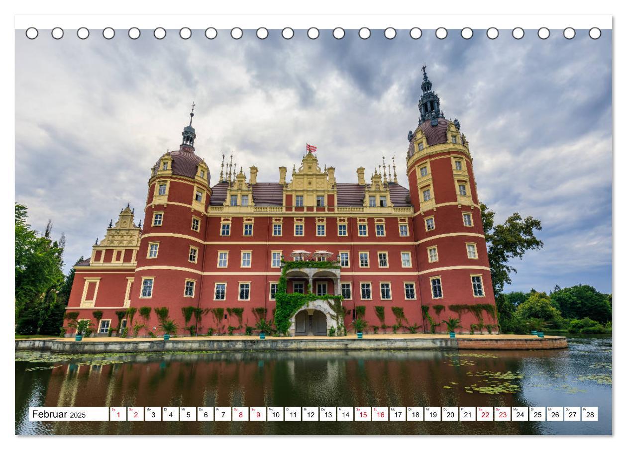 Bild: 9783435247332 | Schloss Bad Muskau (Tischkalender 2025 DIN A5 quer), CALVENDO...