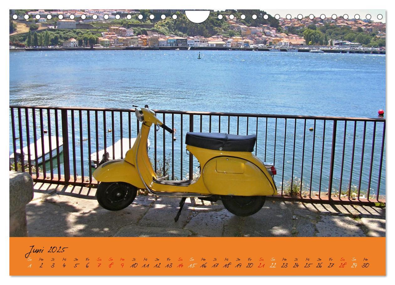 Bild: 9783383977985 | Vespa Liebe (Wandkalender 2025 DIN A4 quer), CALVENDO Monatskalender