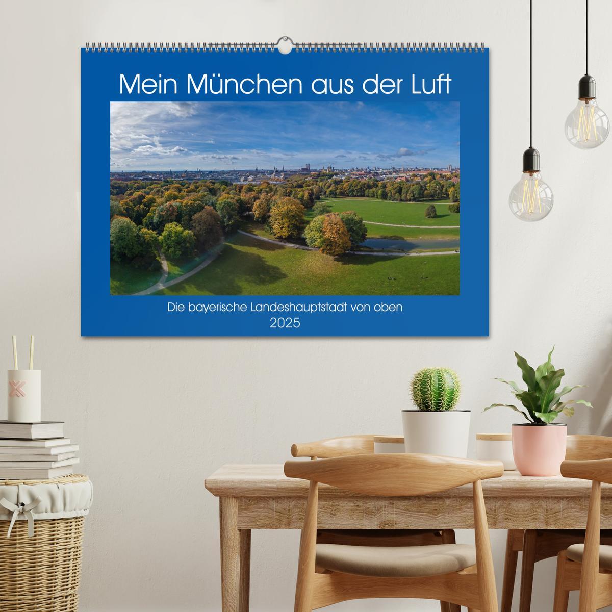 Bild: 9783435283989 | Mein München aus der Luft (Wandkalender 2025 DIN A2 quer), CALVENDO...