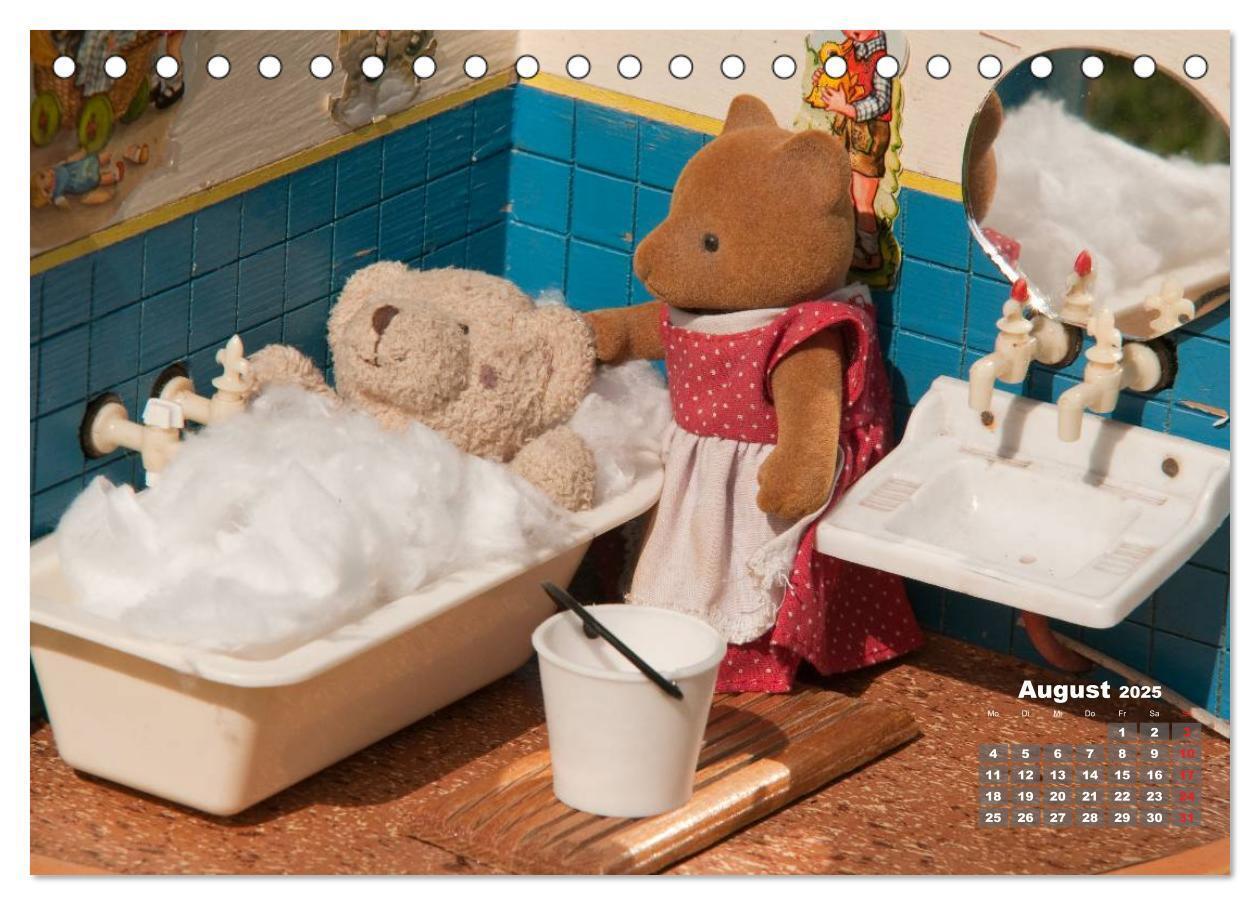 Bild: 9783435575251 | Geliebte Bären - Teddys (Tischkalender 2025 DIN A5 quer), CALVENDO...