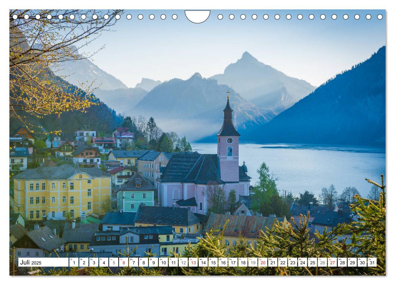 Bild: 9783435210763 | Ein Frühling am Traunsee - Verträumte Ansichten (Wandkalender 2025...