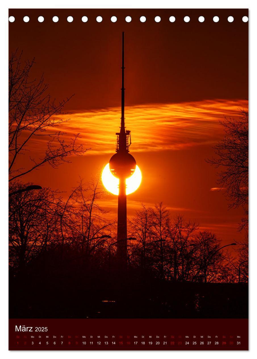 Bild: 9783435908837 | Berliner Fernsehturm - Magische Momente (Tischkalender 2025 DIN A5...