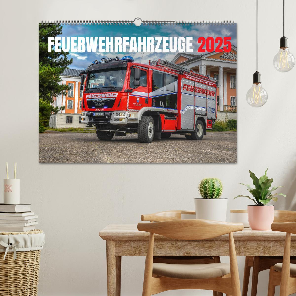 Bild: 9783435036813 | Feuerwehrfahrzeuge (Wandkalender 2025 DIN A2 quer), CALVENDO...