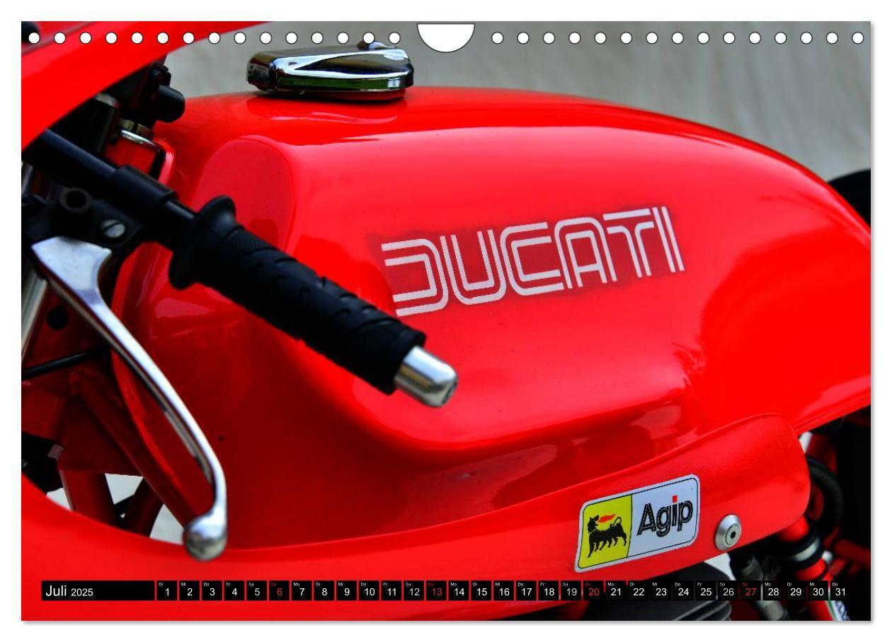 Bild: 9783435688296 | Ducati 500 Sport Desmo (Wandkalender 2025 DIN A4 quer), CALVENDO...