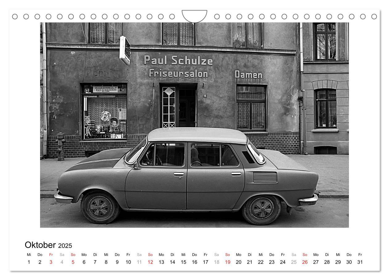 Bild: 9783435833405 | Aus - Zeit der Trabanten (Wandkalender 2025 DIN A4 quer), CALVENDO...