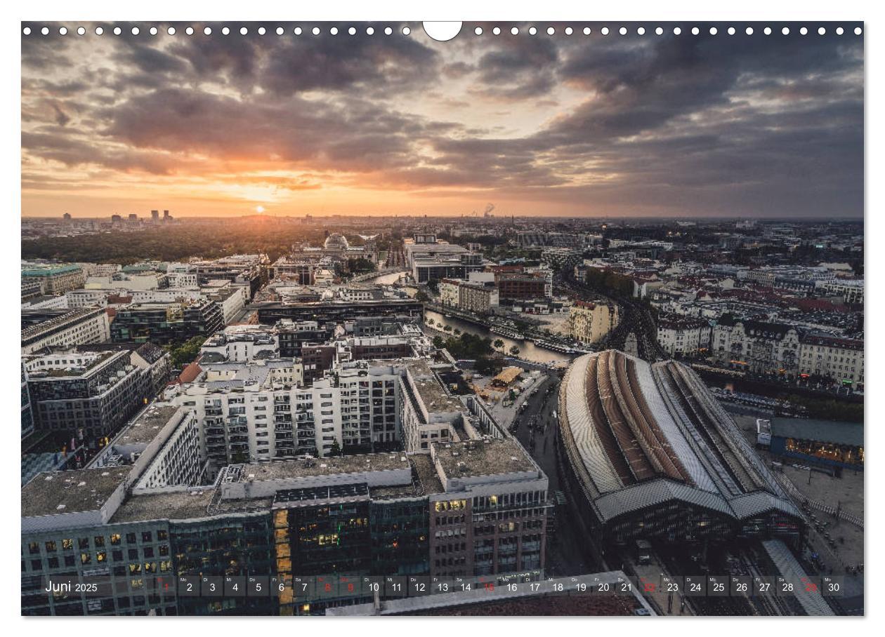 Bild: 9783435306763 | Berlin von oben (Wandkalender 2025 DIN A3 quer), CALVENDO...