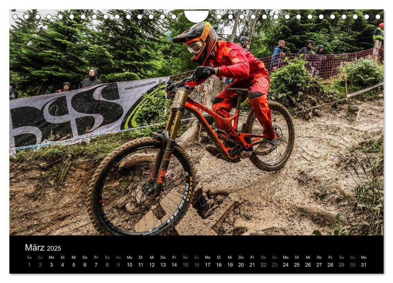 Bild: 9783435433124 | Downhill Racing 2025 (Wandkalender 2025 DIN A4 quer), CALVENDO...