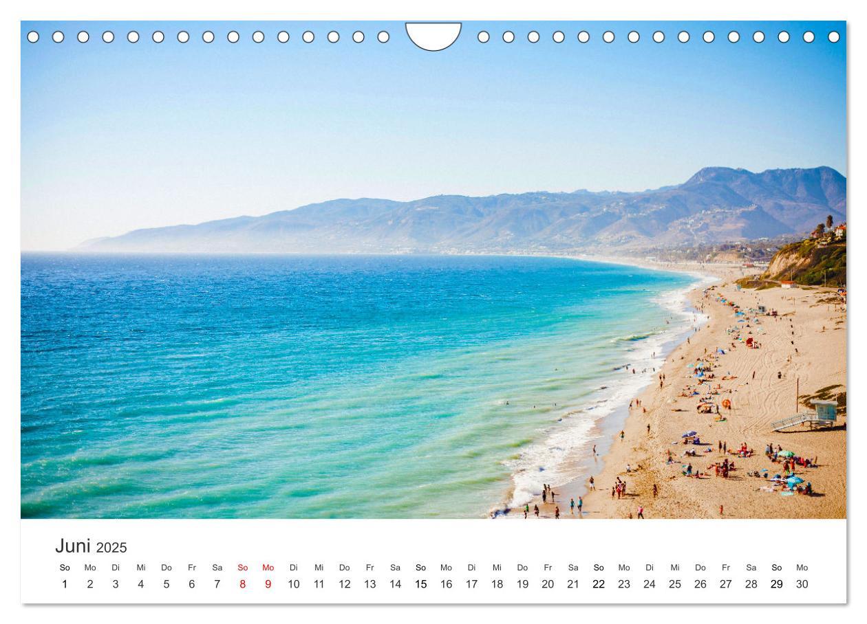 Bild: 9783435009527 | Am Strand von Malibu (Wandkalender 2025 DIN A4 quer), CALVENDO...