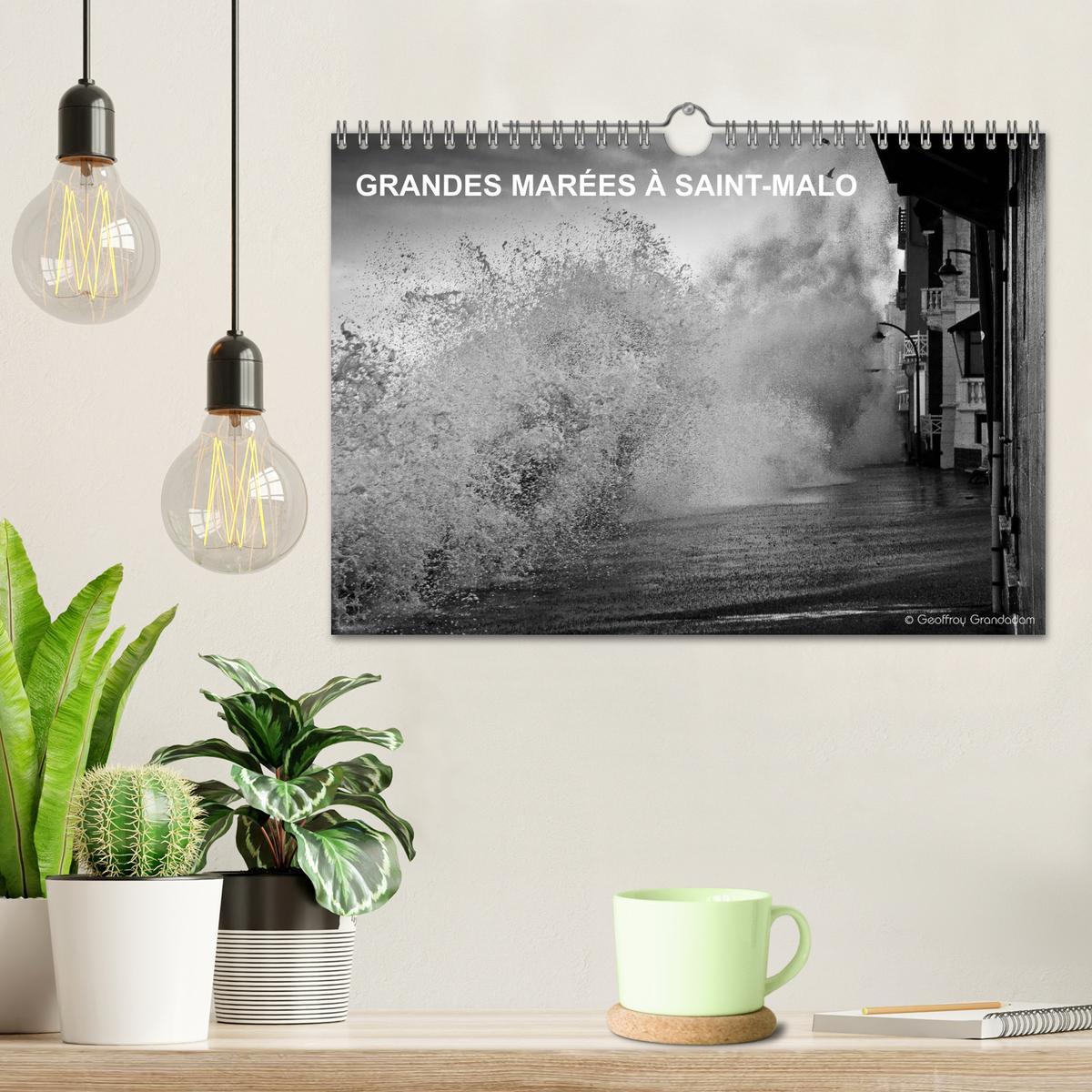 Bild: 9781325991525 | GRANDES MARÉES À SAINT-MALO (Calendrier mural 2025 DIN A4...