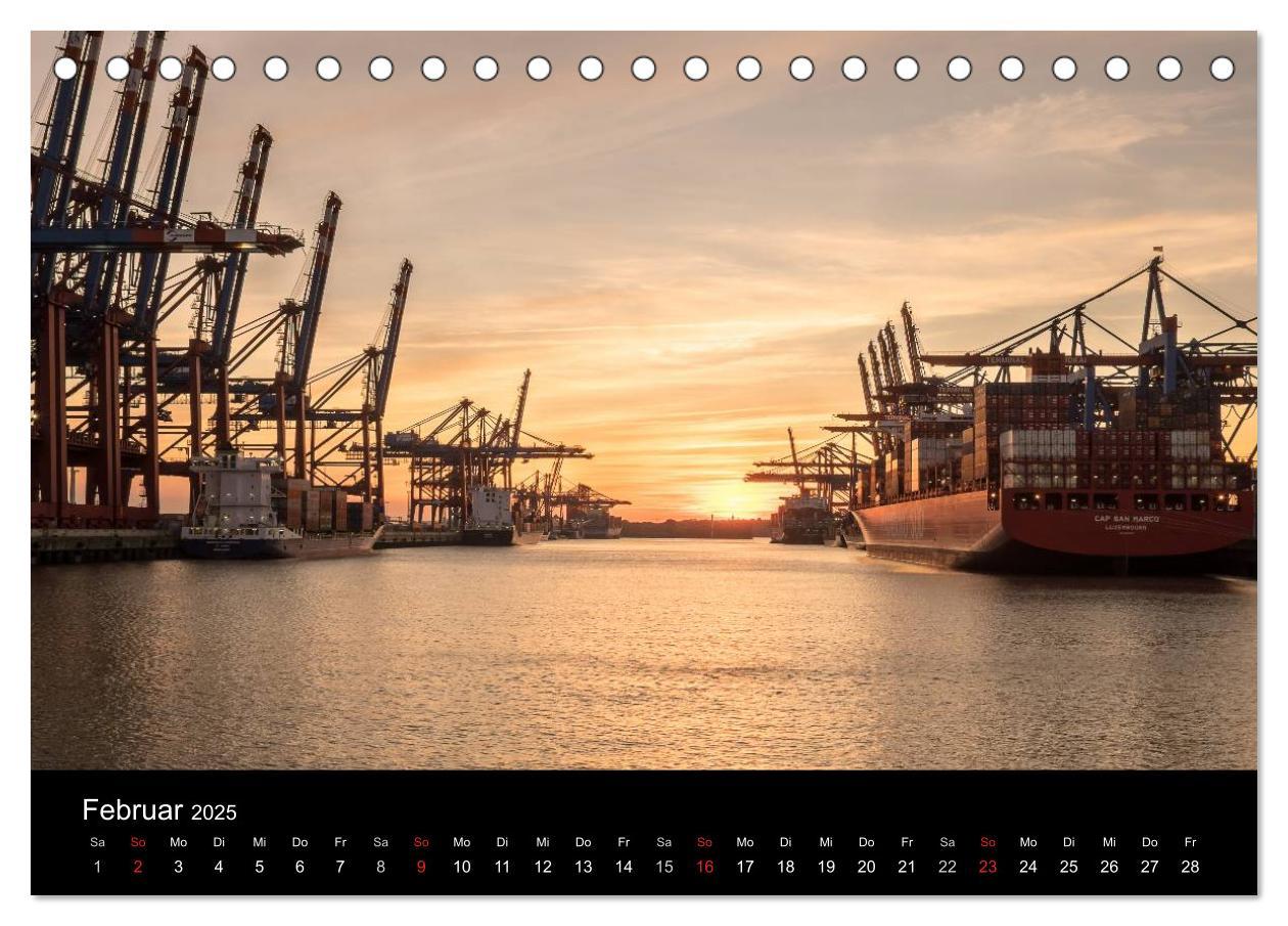 Bild: 9783435645565 | Der Hafen Hamburg bei Tag und Nacht (Tischkalender 2025 DIN A5...