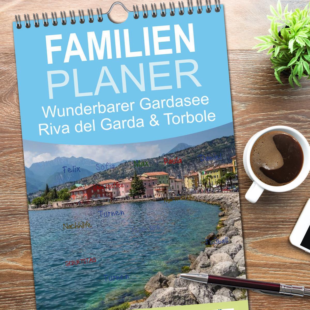 Bild: 9783457116326 | Familienplaner 2025 - WUNDERBARER GARDASEE Riva del Garda und...