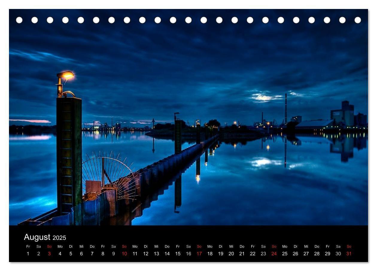 Bild: 9783435723485 | Bremen bei Nacht (Tischkalender 2025 DIN A5 quer), CALVENDO...