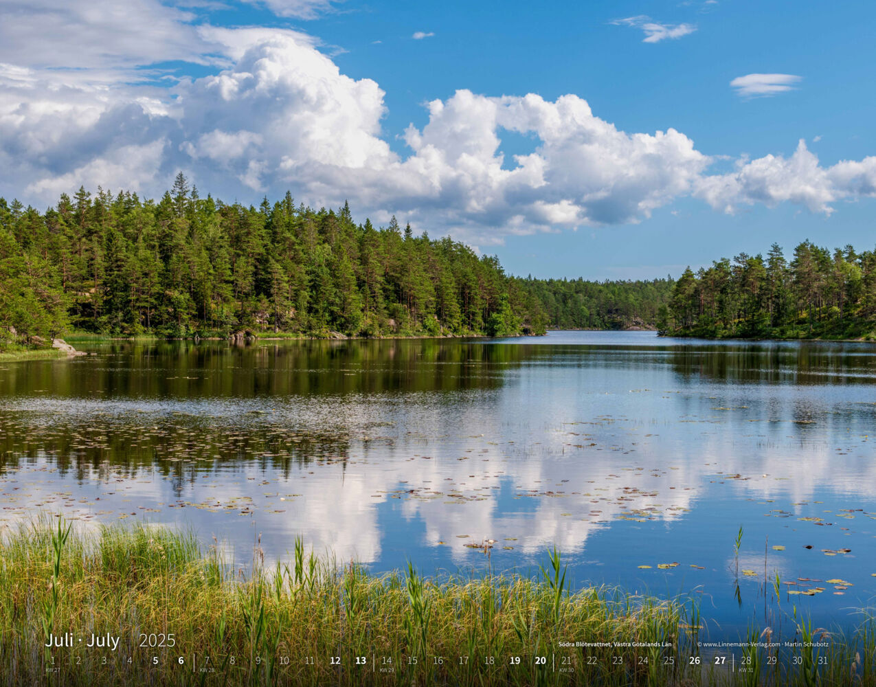 Bild: 9783862923366 | Schweden 2025 Großformat-Kalender 58 x 45,5 cm | Sverige - Sweden