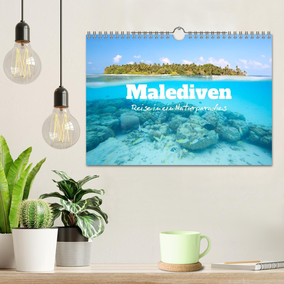 Bild: 9783383950940 | Malediven - Reise in ein Naturparadies (Wandkalender 2025 DIN A4...