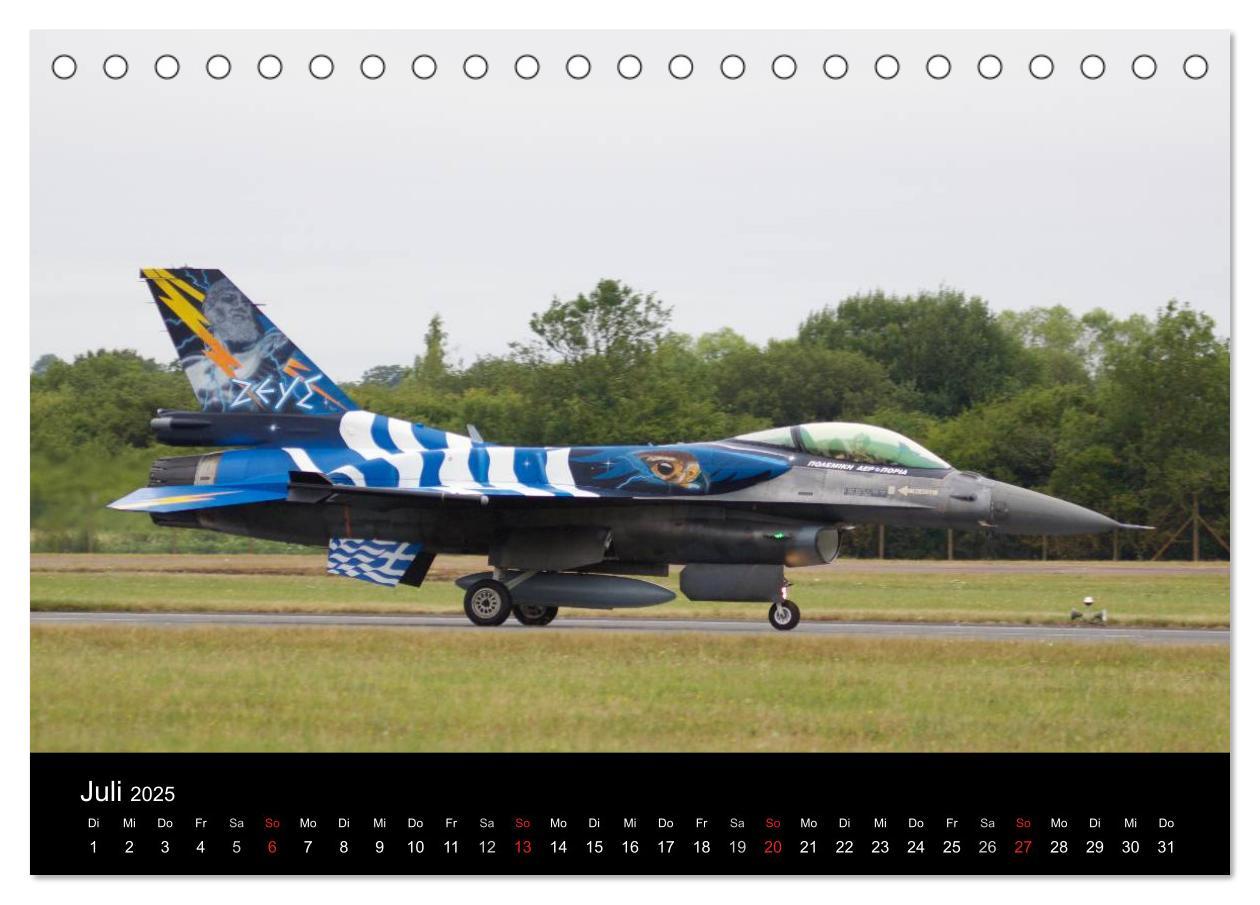 Bild: 9783435470754 | Militärflugzeuge 2025 (Tischkalender 2025 DIN A5 quer), CALVENDO...