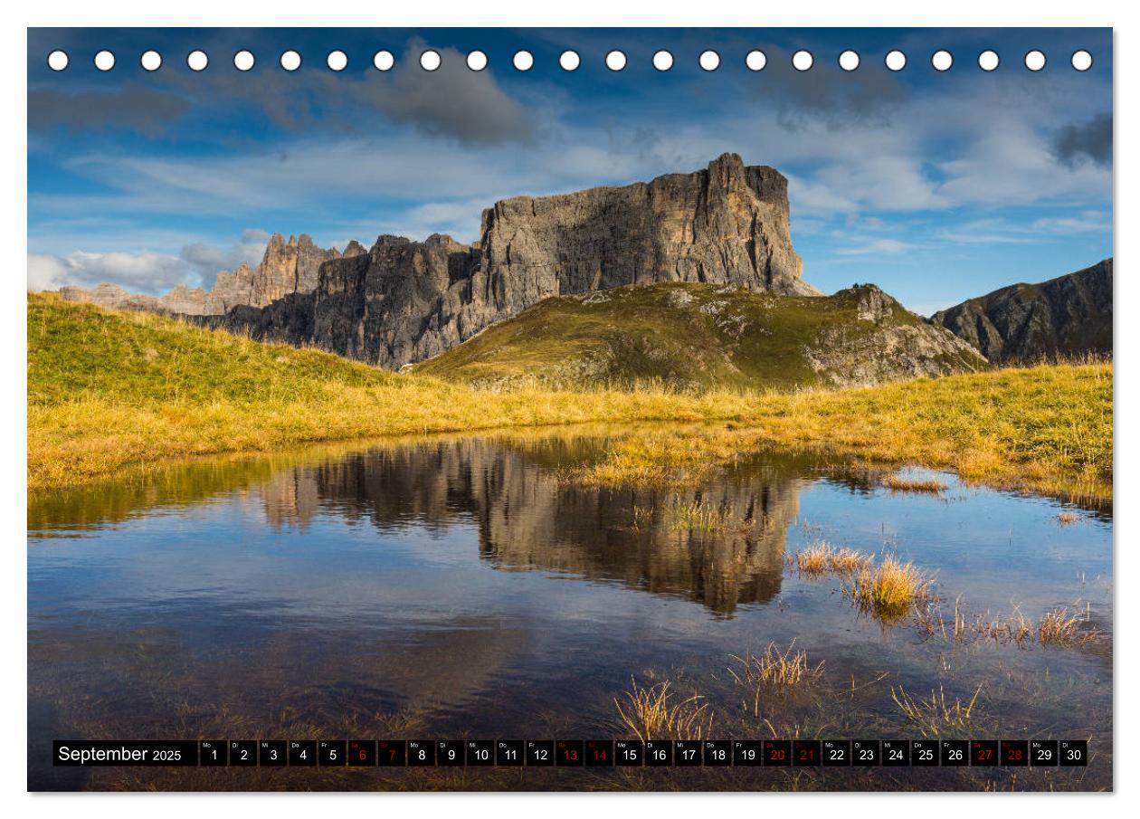 Bild: 9783435292035 | Bergseen in den Dolomiten (Tischkalender 2025 DIN A5 quer),...