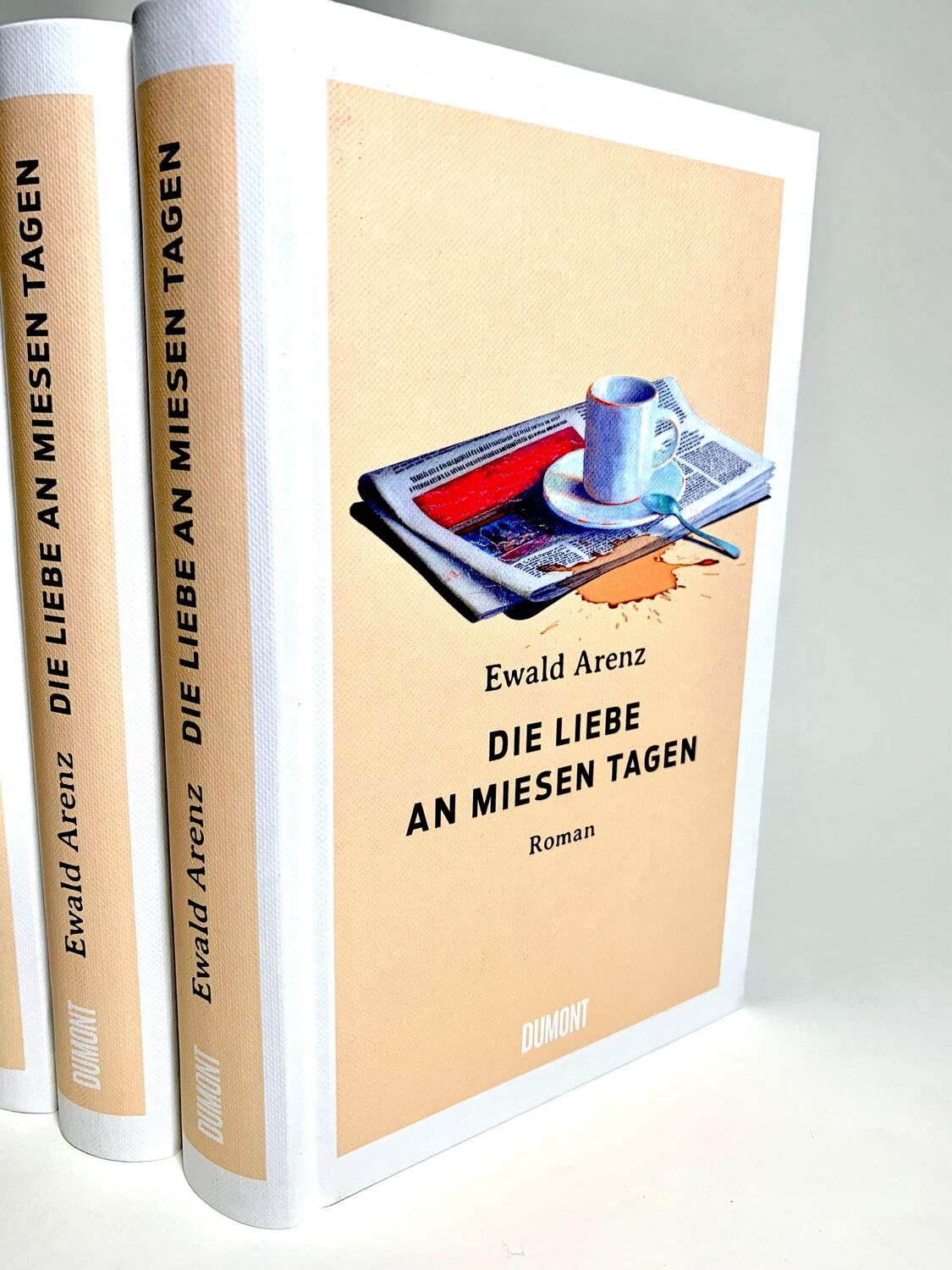 Bild: 9783832182045 | Die Liebe an miesen Tagen | Roman | Ewald Arenz | Buch | 379 S. | 2023