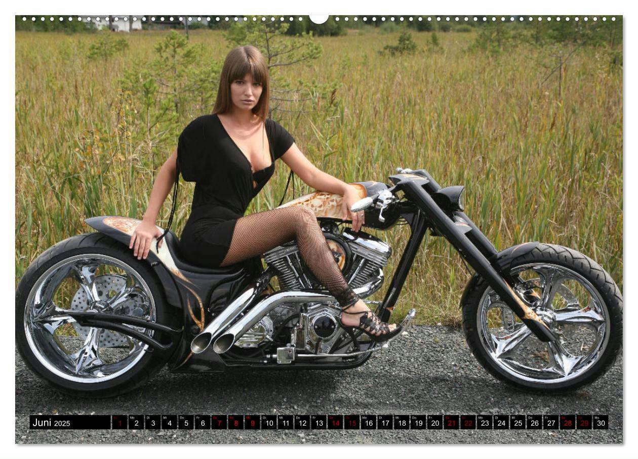 Bild: 9783435384662 | Best Biker Girls (Wandkalender 2025 DIN A2 quer), CALVENDO...