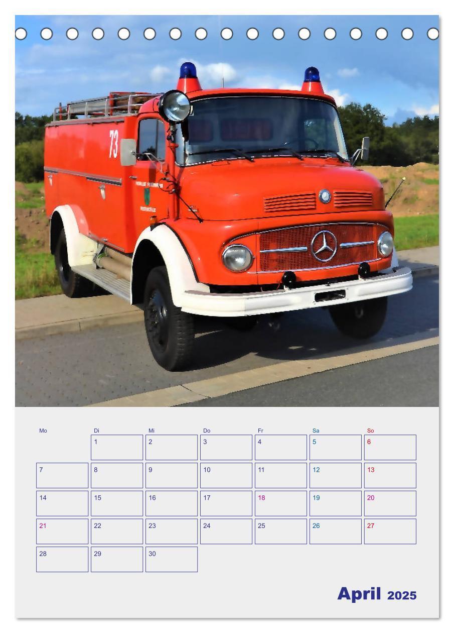 Bild: 9783435939947 | FEUERWEHR-Legende (Tischkalender 2025 DIN A5 hoch), CALVENDO...