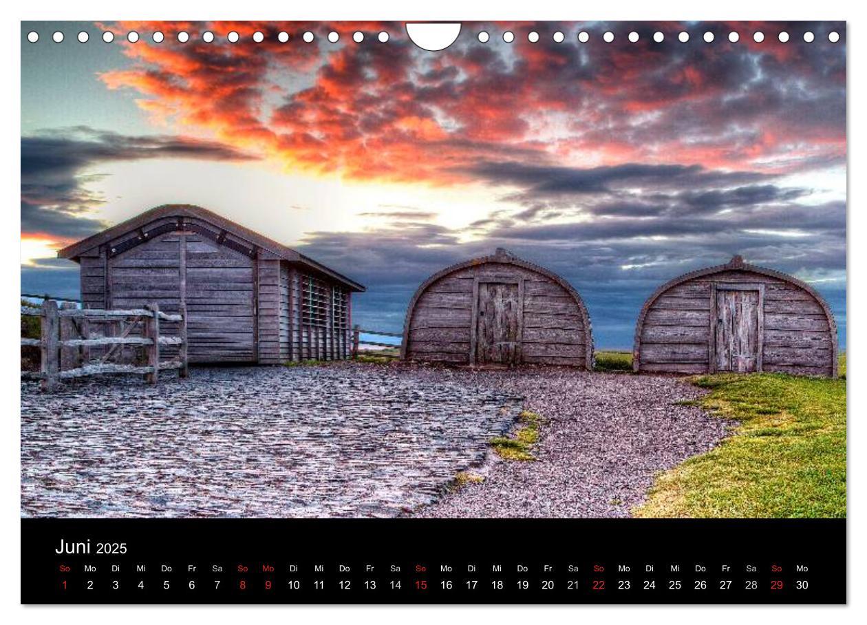 Bild: 9783435731299 | Holy Island - England (Wandkalender 2025 DIN A4 quer), CALVENDO...