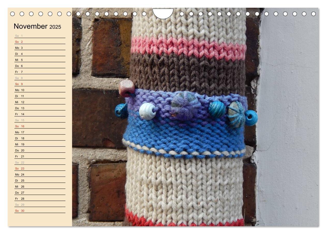 Bild: 9783435545698 | Urban Knitting Lüneburg (Wandkalender 2025 DIN A4 quer), CALVENDO...