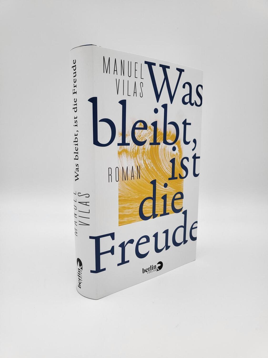 Bild: 9783827014313 | Was bleibt, ist die Freude | Manuel Vilas | Buch | 400 S. | Deutsch