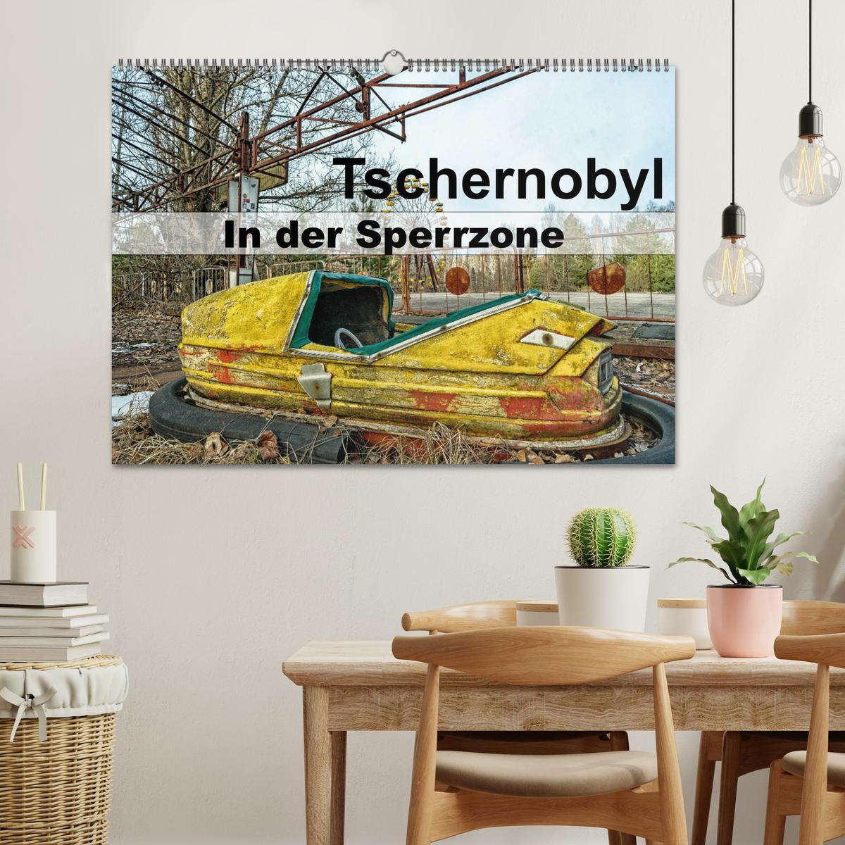 Bild: 9783435168026 | Tschernobyl - In der Sperrzone (Wandkalender 2025 DIN A2 quer),...