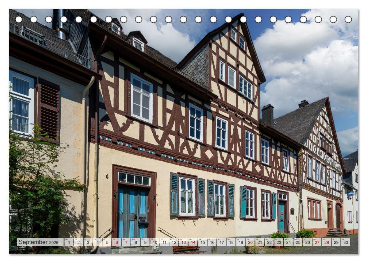 Bild: 9783383901515 | Weilburg Impressionen (Tischkalender 2025 DIN A5 quer), CALVENDO...