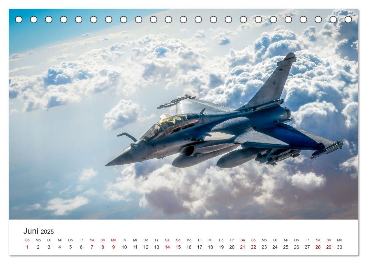 Bild: 9783383917622 | Kampfjets - Düsenjäger-Kalender (Tischkalender 2025 DIN A5 quer),...