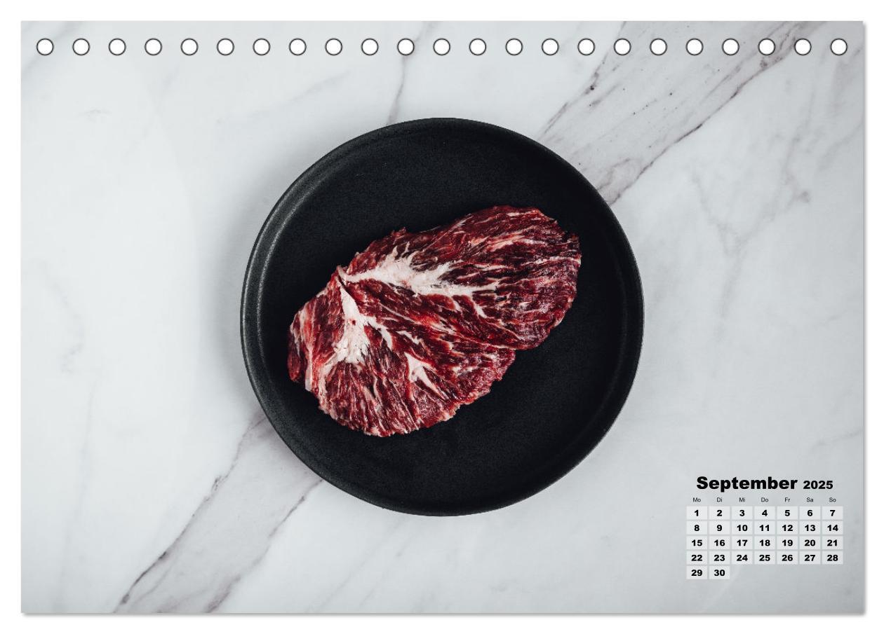 Bild: 9783435096275 | WAGYU (Tischkalender 2025 DIN A5 quer), CALVENDO Monatskalender | 2025