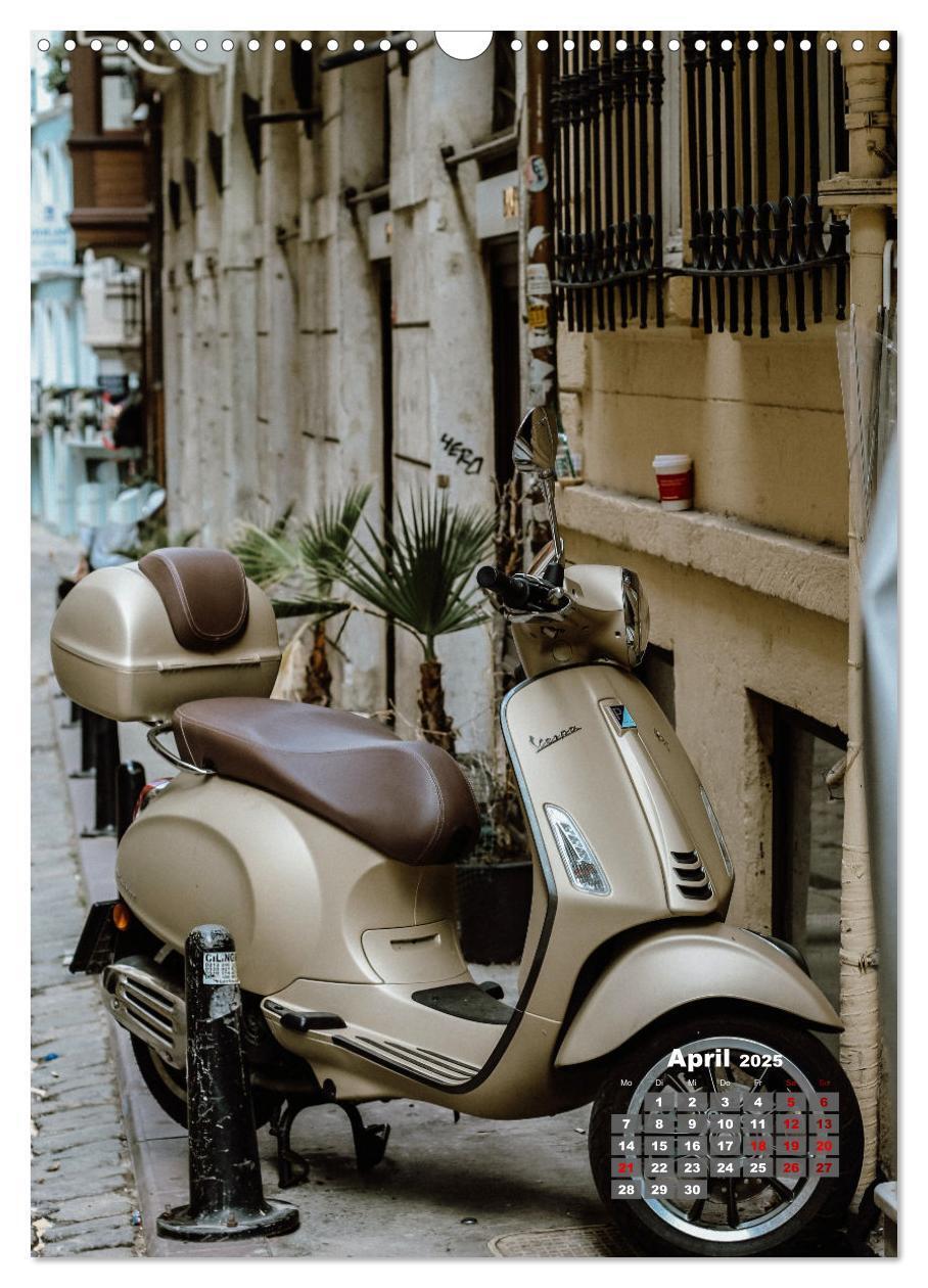 Bild: 9783435865109 | Die Liebe zur Vespa (Wandkalender 2025 DIN A3 hoch), CALVENDO...