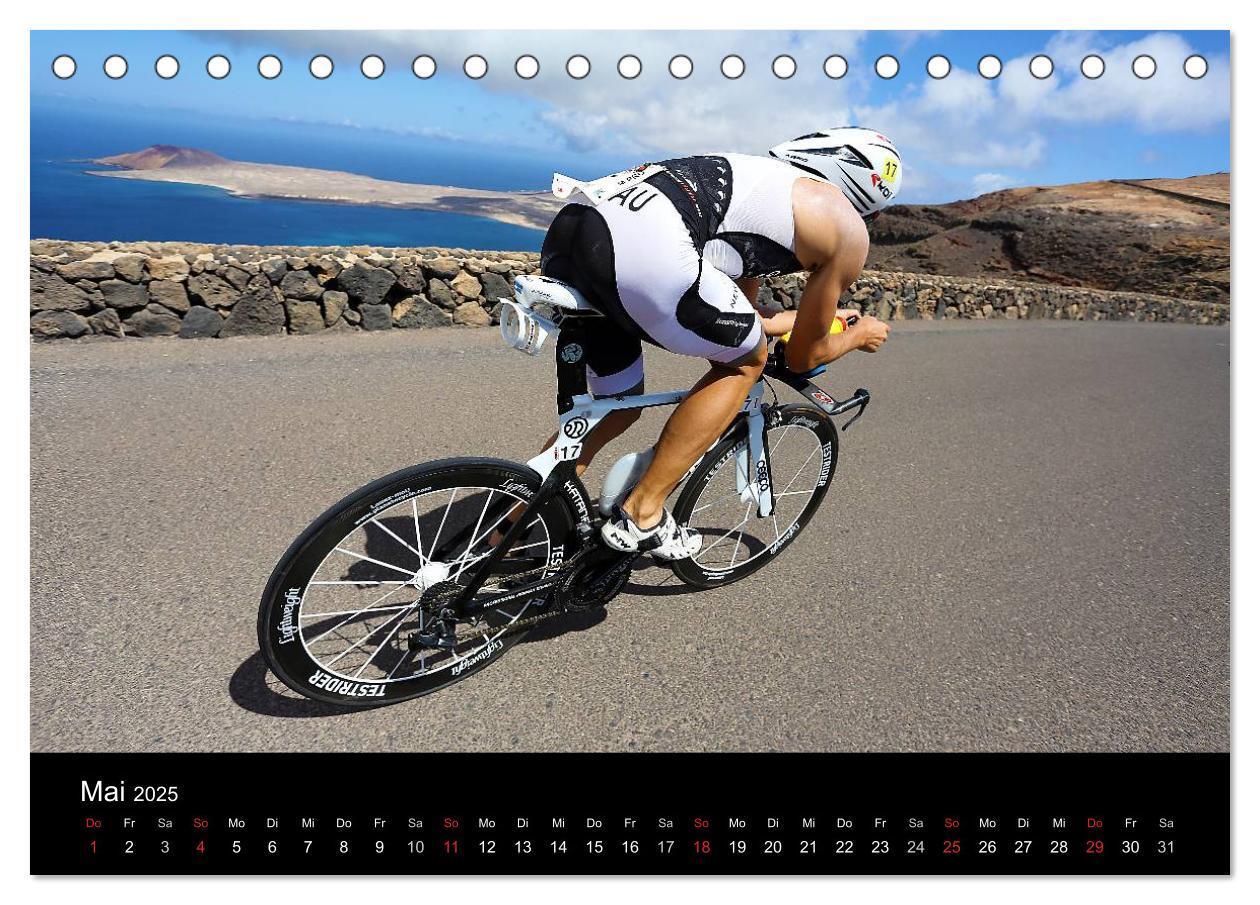 Bild: 9783435495825 | TRIATHLON 2025 (Tischkalender 2025 DIN A5 quer), CALVENDO...