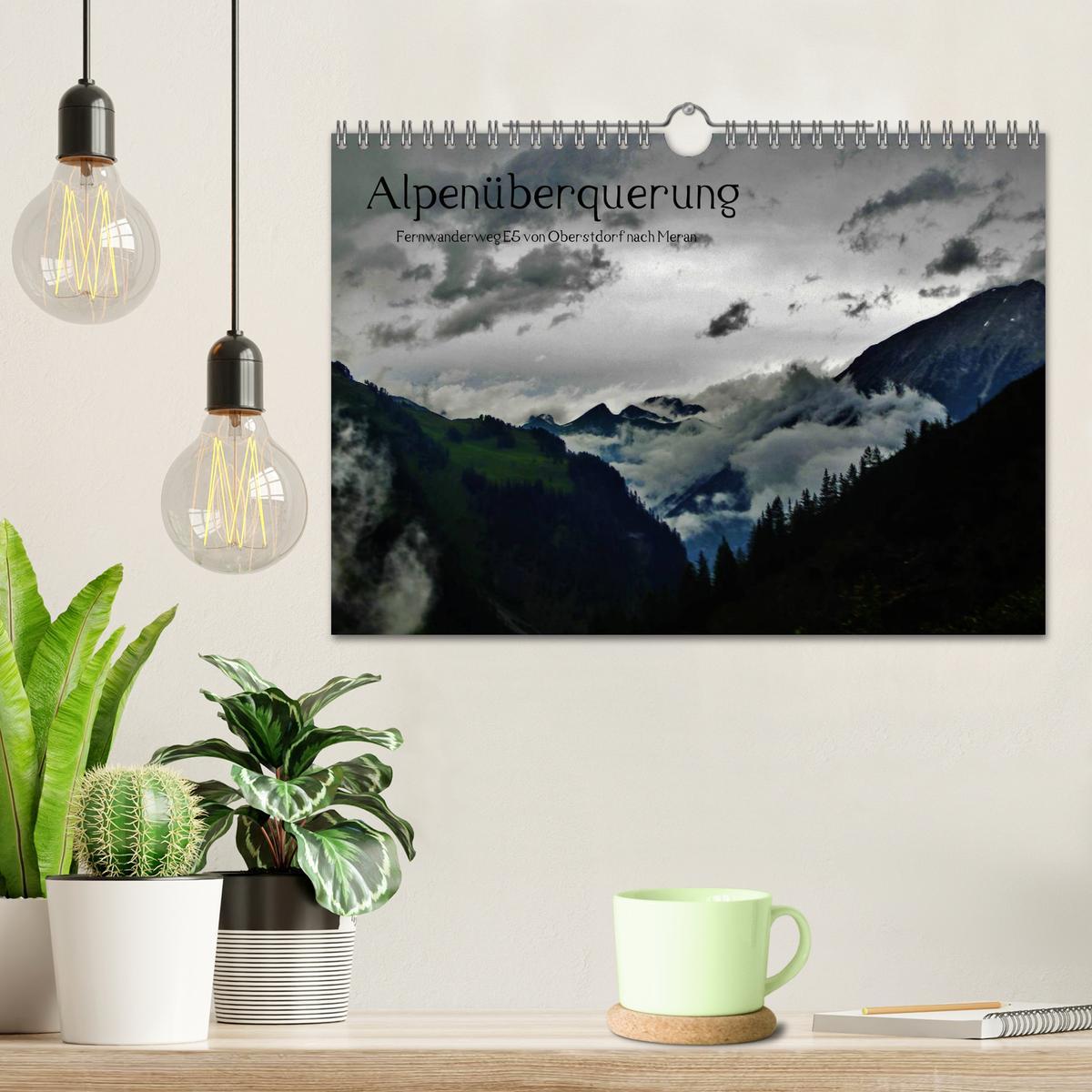 Bild: 9783435794706 | Alpenüberquerung (Wandkalender 2025 DIN A4 quer), CALVENDO...