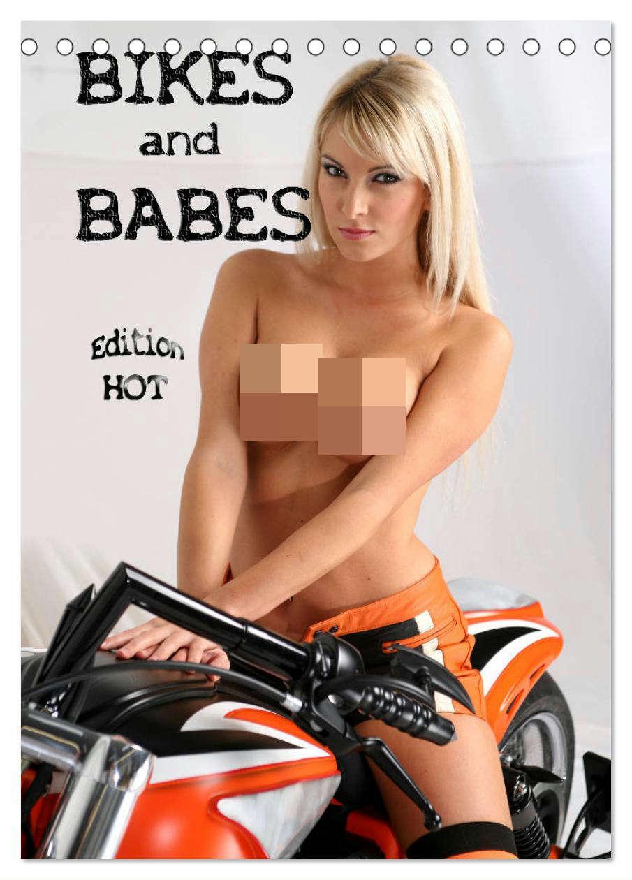 Cover: 9783435945542 | Bikes and Babes - Edition HOT (Tischkalender 2025 DIN A5 hoch),...