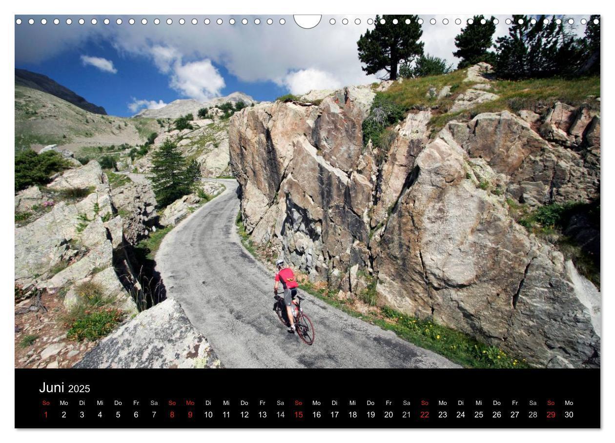 Bild: 9783435625314 | Alpenpässe auf dem Rennrad "Himmlische Serpentinen" (Wandkalender...