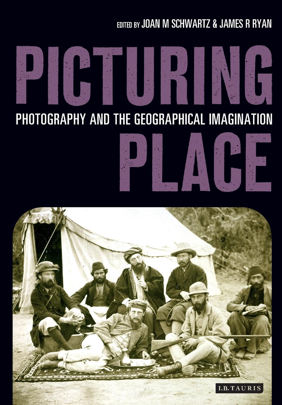 Cover: 9781860647529 | Picturing Place | Photography and the Geographical Imagination | Buch