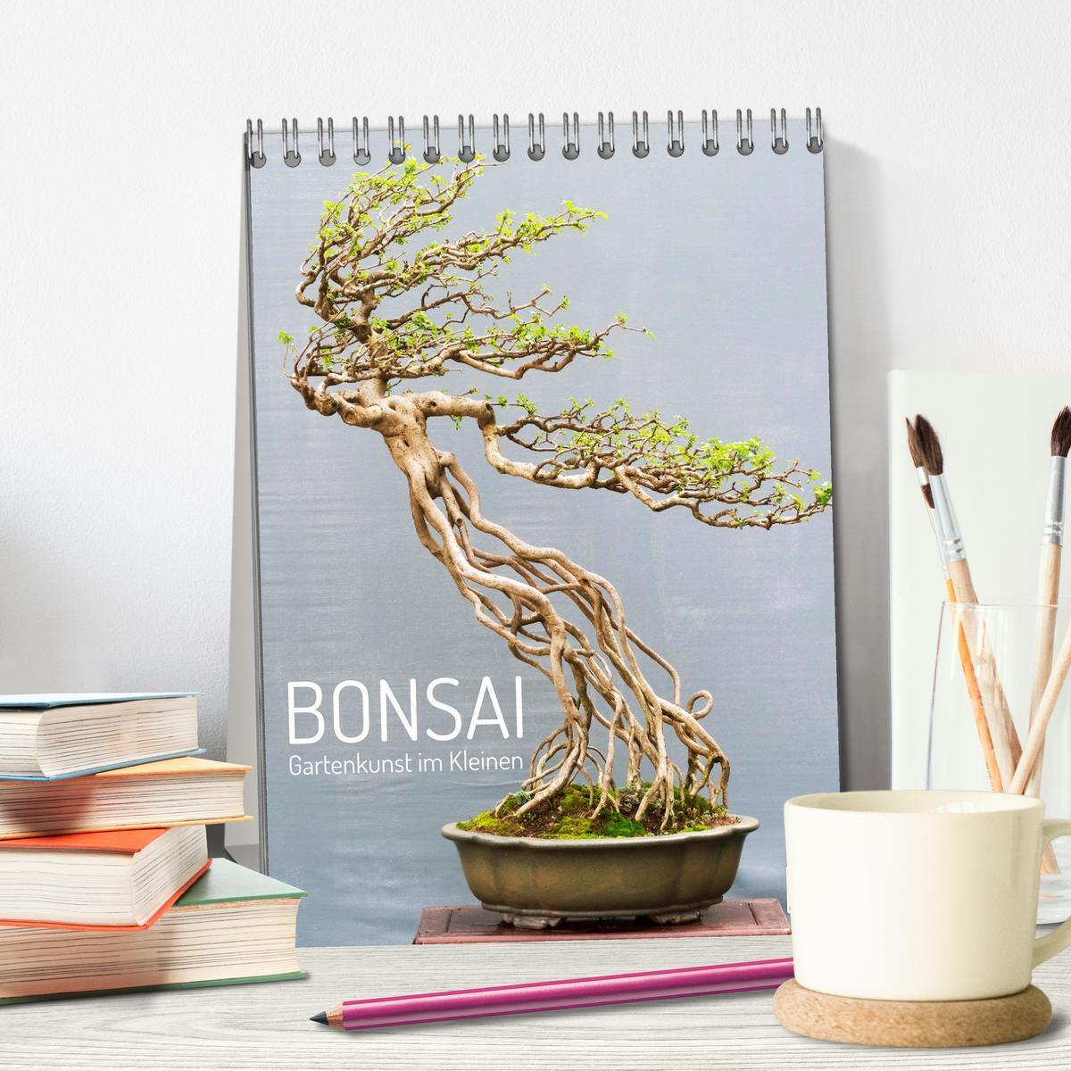 Bild: 9783435852345 | Bonsai: Gartenkunst im Kleinen (Tischkalender 2025 DIN A5 hoch),...