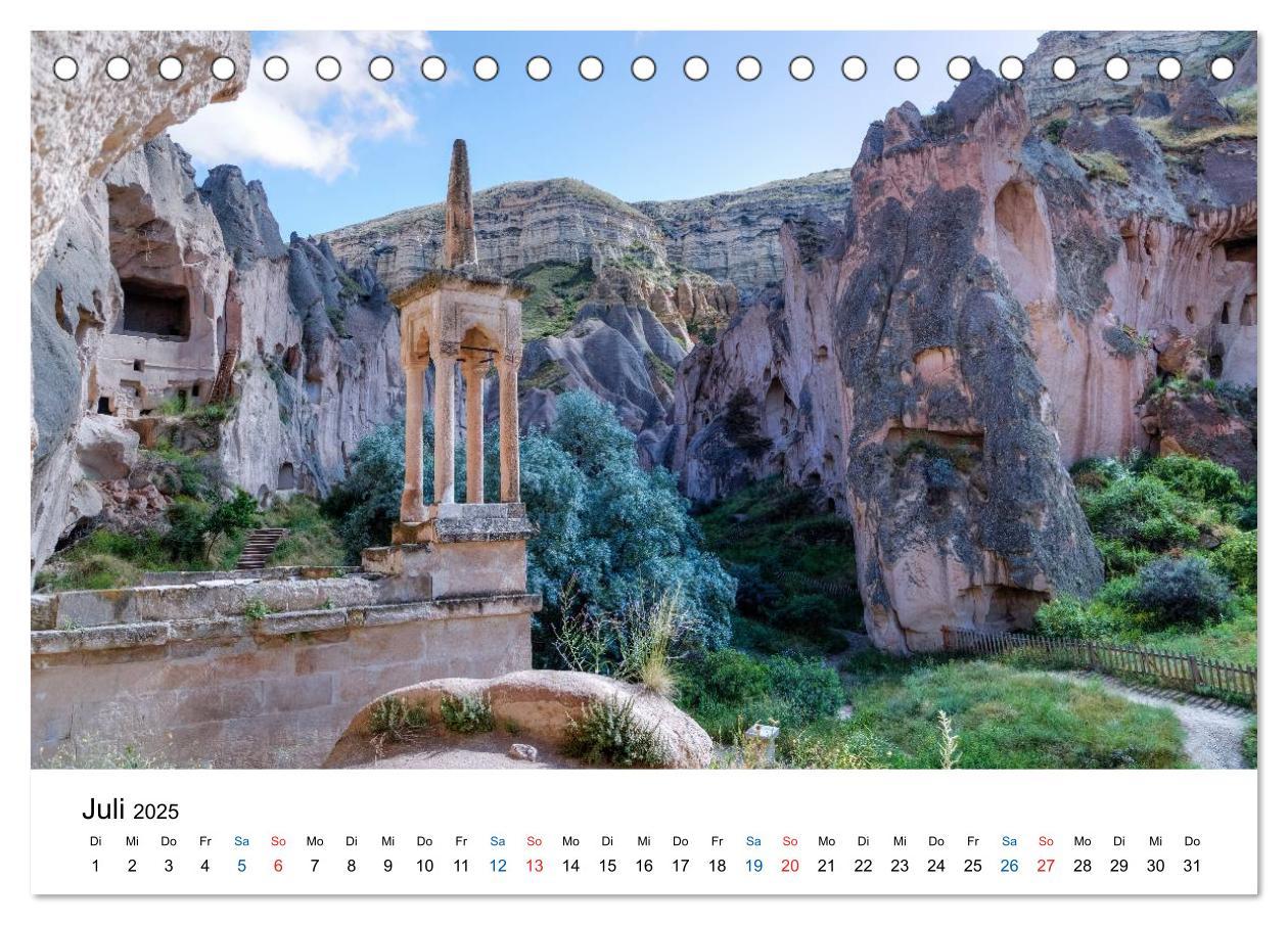 Bild: 9783435595068 | Kappadokien - Das Märchenland der Türkei (Tischkalender 2025 DIN A5...