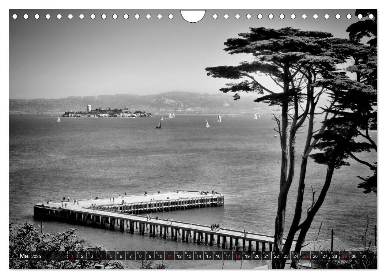 Bild: 9783435581368 | SAN FRANCISCO Monochrome Ansichten (Wandkalender 2025 DIN A4 quer),...