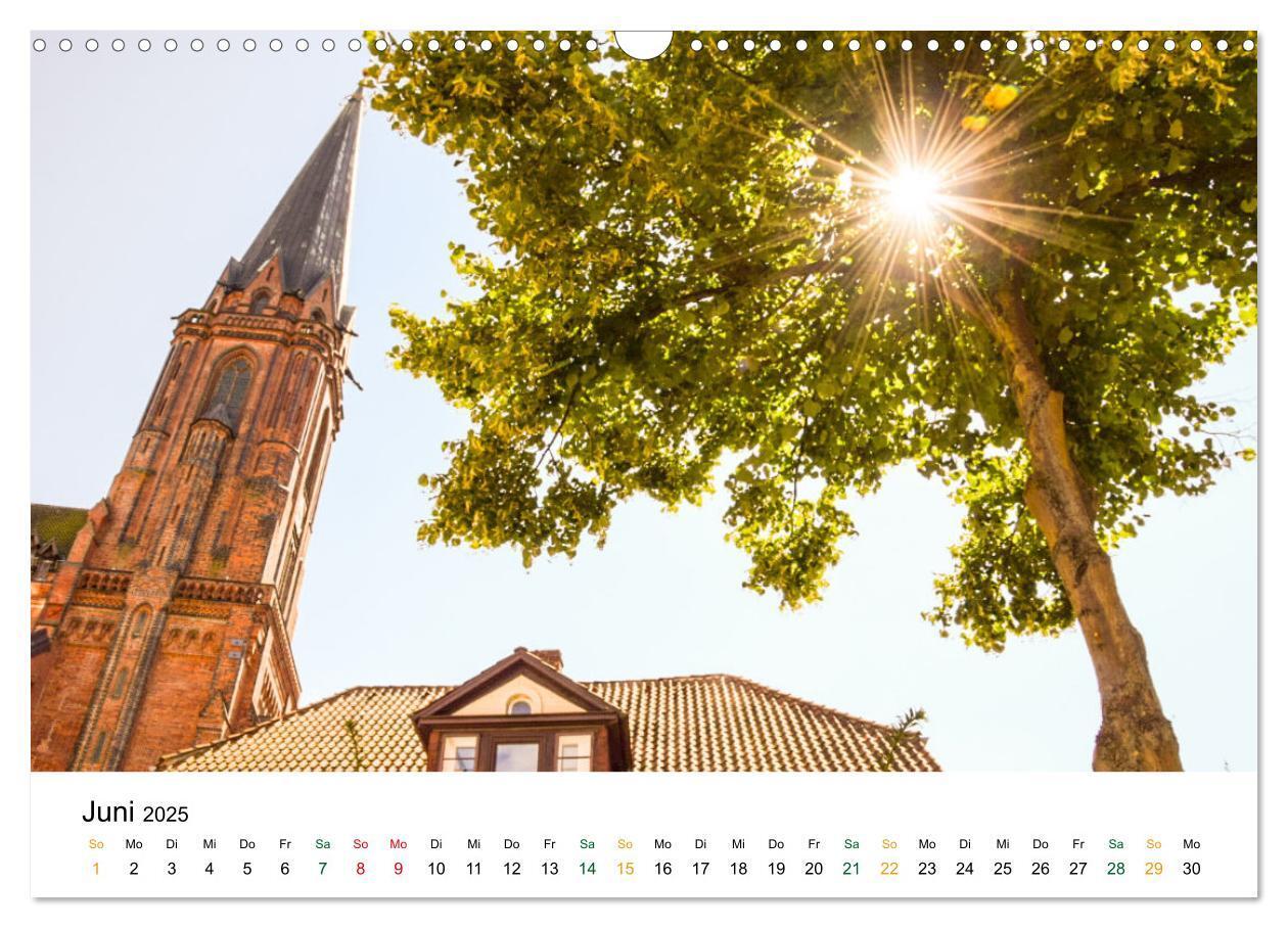 Bild: 9783435052615 | Lüneburg (Wandkalender 2025 DIN A3 quer), CALVENDO Monatskalender