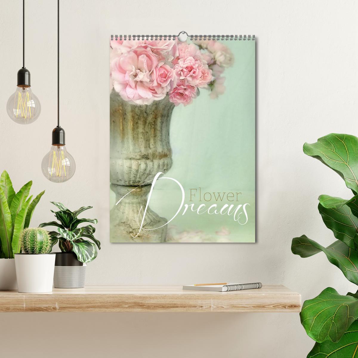 Bild: 9783457078839 | Flower Dreams (Wandkalender 2025 DIN A3 hoch), CALVENDO Monatskalender