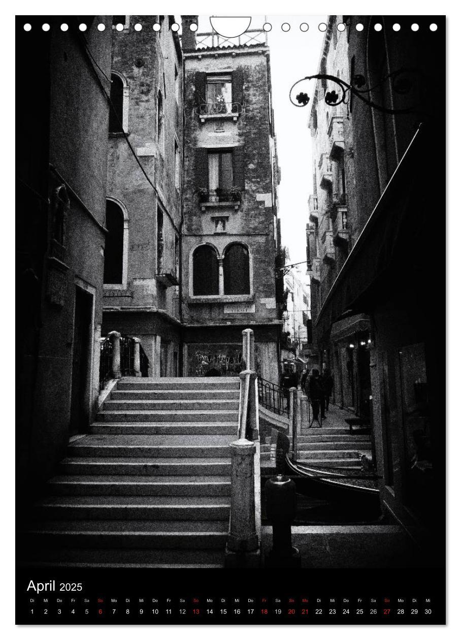 Bild: 9783457056509 | Venice Noir - Das etwas andere Venedig (Wandkalender 2025 DIN A4...