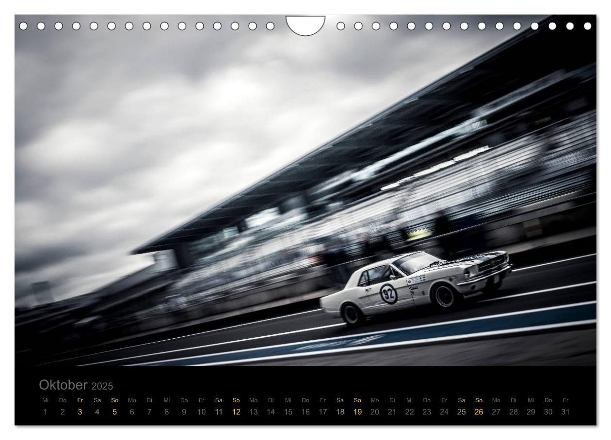 Bild: 9783435396832 | Flying Ford Mustang (Wandkalender 2025 DIN A4 quer), CALVENDO...