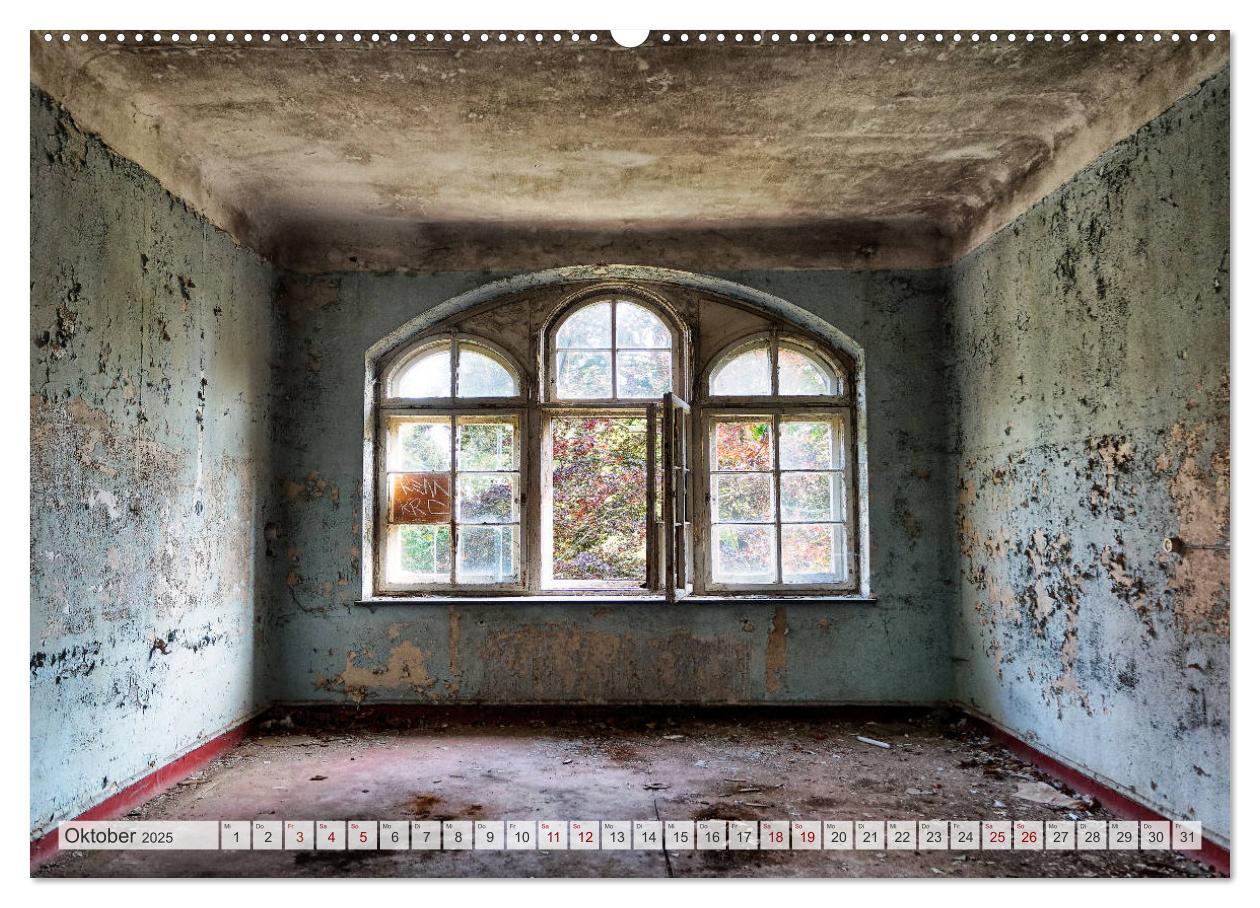 Bild: 9783435193318 | Lost Places Kalender - Daylight (hochwertiger Premium Wandkalender...