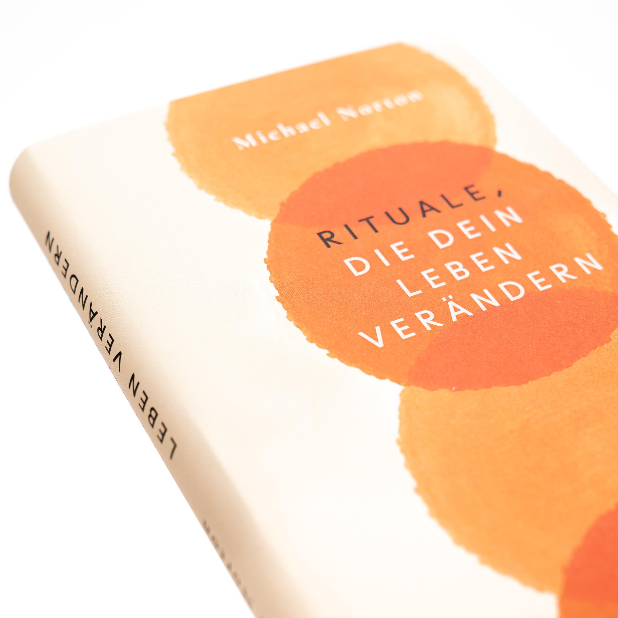 Bild: 9783365008195 | Rituale, die dein Leben verändern | Michael Norton | Buch | 288 S.