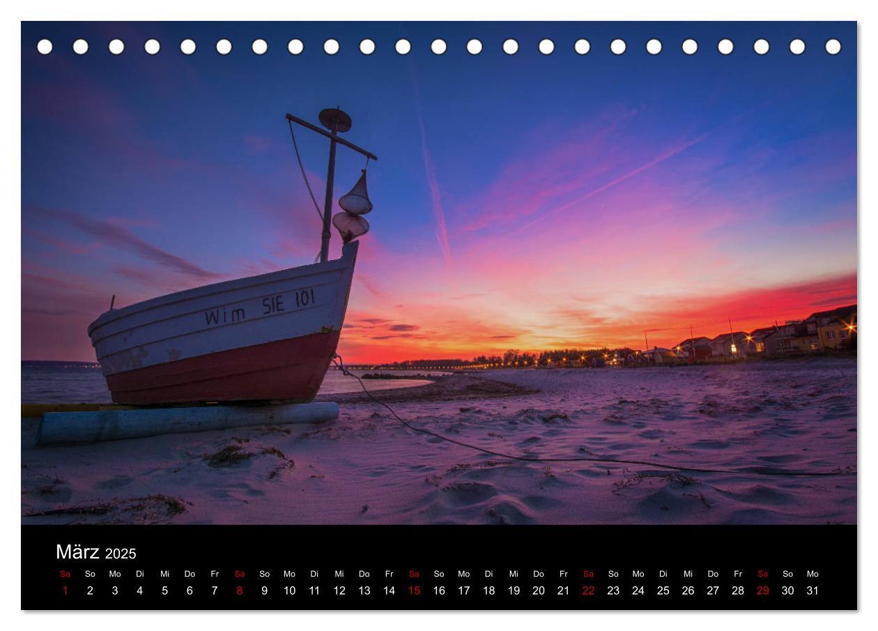 Bild: 9783435390106 | Ostholsteins Ostseeküste (Tischkalender 2025 DIN A5 quer), CALVENDO...