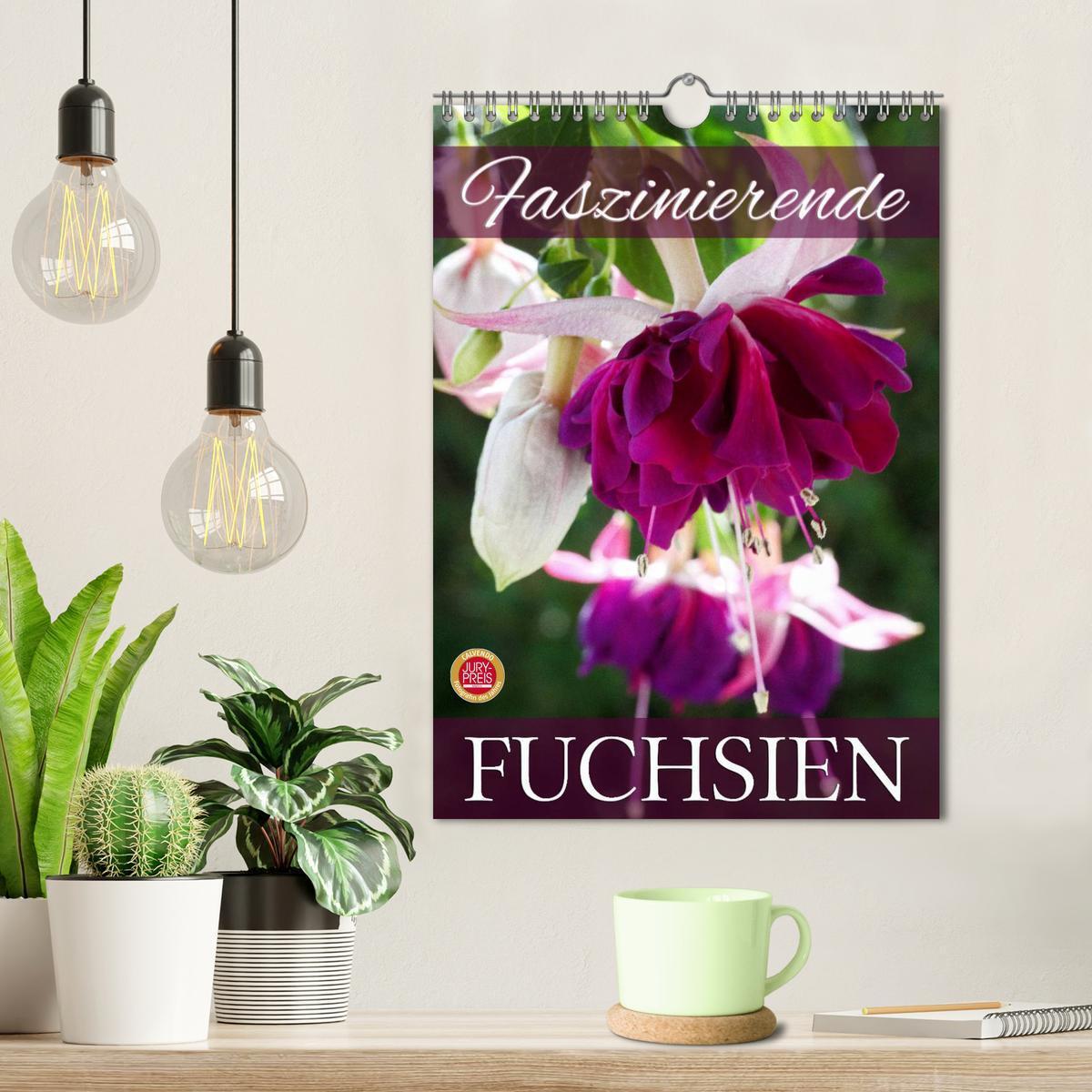 Bild: 9783457050545 | Faszinierende Fuchsien (Wandkalender 2025 DIN A4 hoch), CALVENDO...