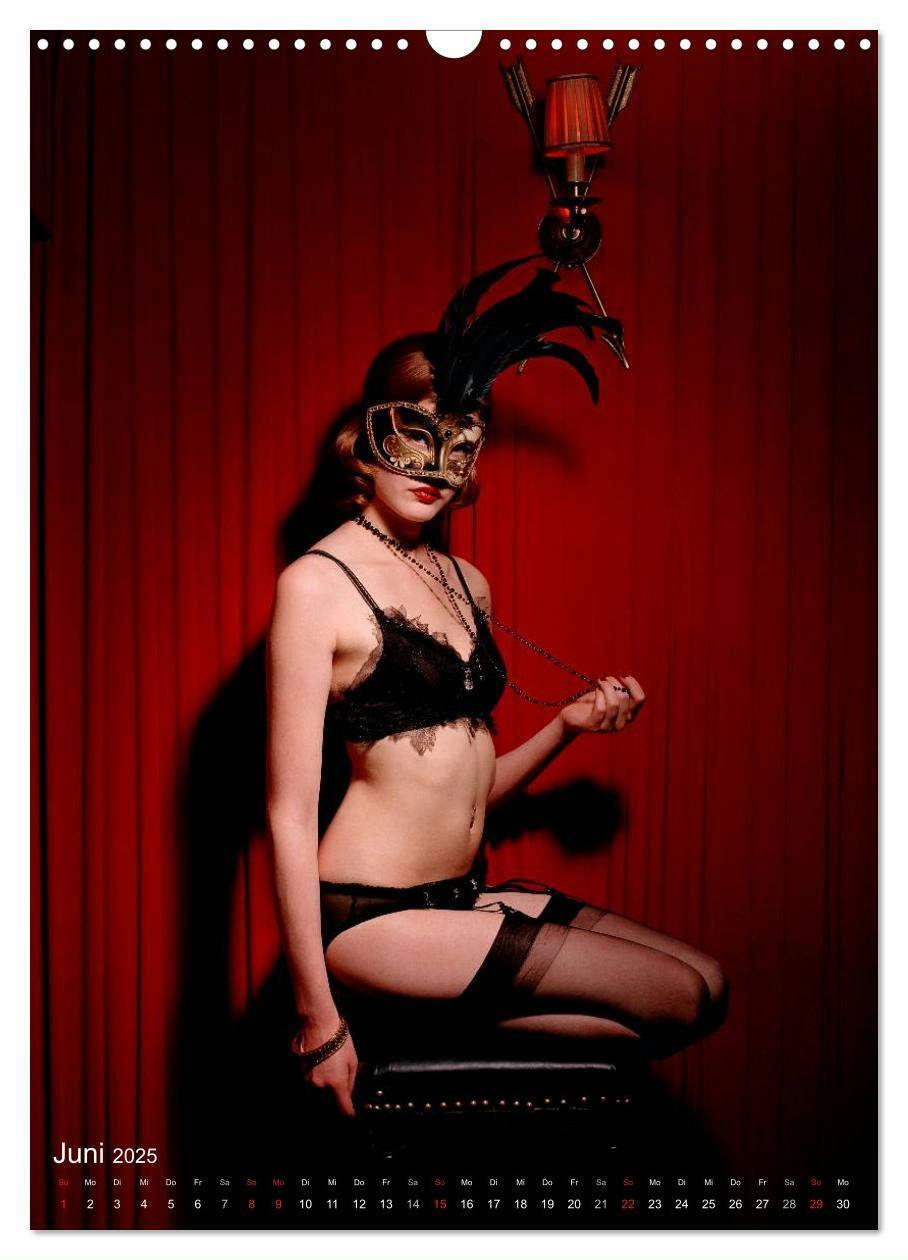 Bild: 9783457047446 | Boudoir Burlesque (Wandkalender 2025 DIN A3 hoch), CALVENDO...